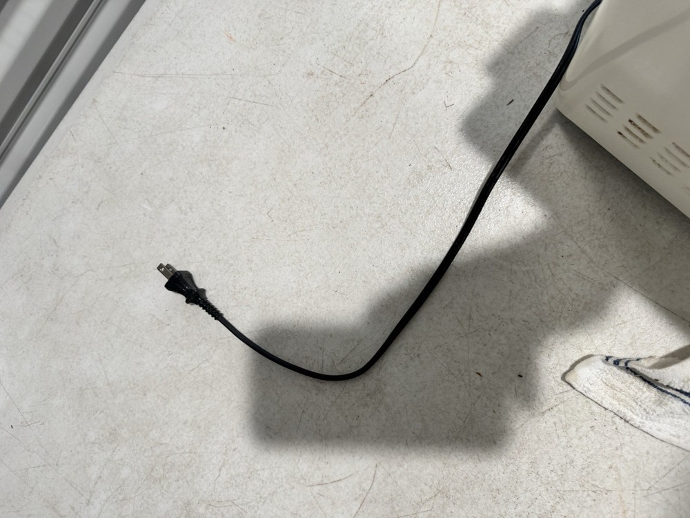 Panasonic SD-BT2P White Bread Bakery Automatic 1 Pound Bread Maker Machine japan