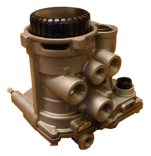 NEW DAF XF95 Trailer Control Valve