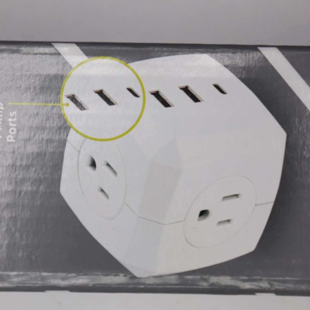 Commercial Electric 3-Outlet 3-USB Cube