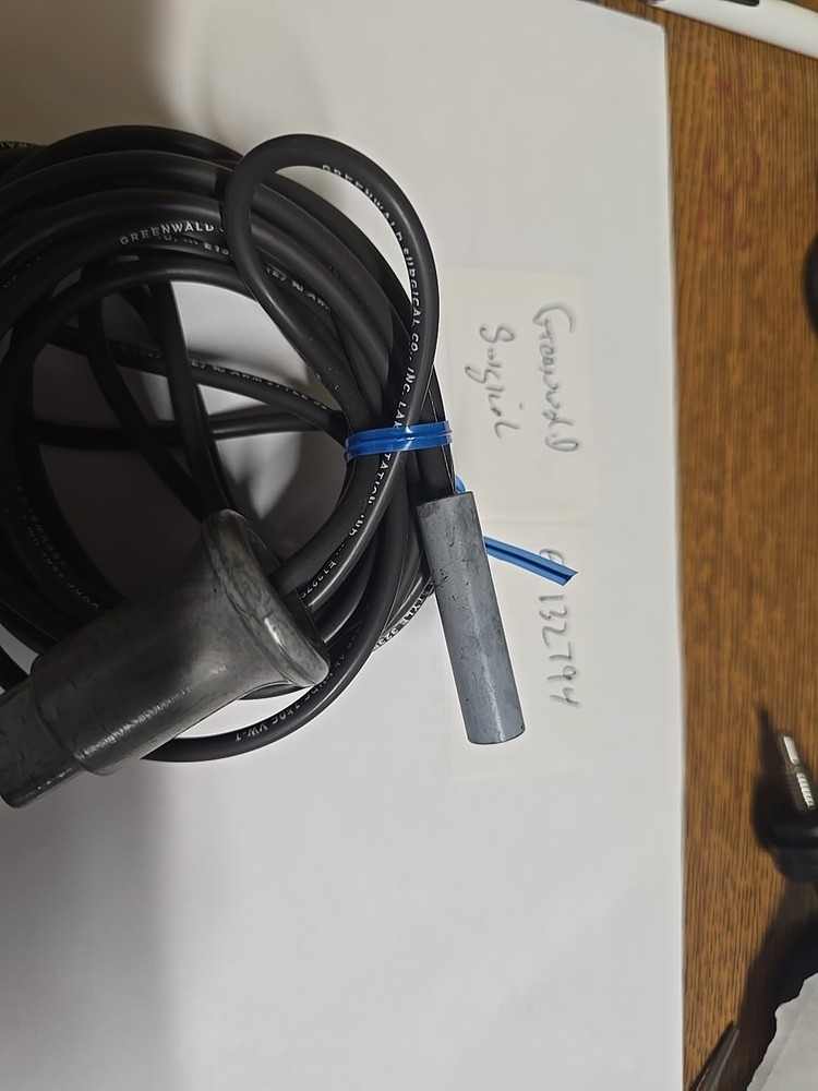 Greenwald Surgical Monopolar Cable E132794 as pictured working