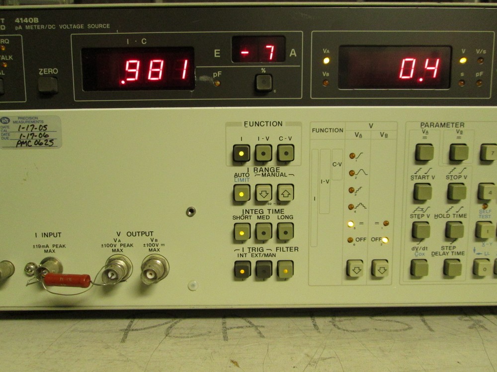 HP4140B picoAmper Meter with DC Voltage Source TESTED! +/-100VDC GPIB interface