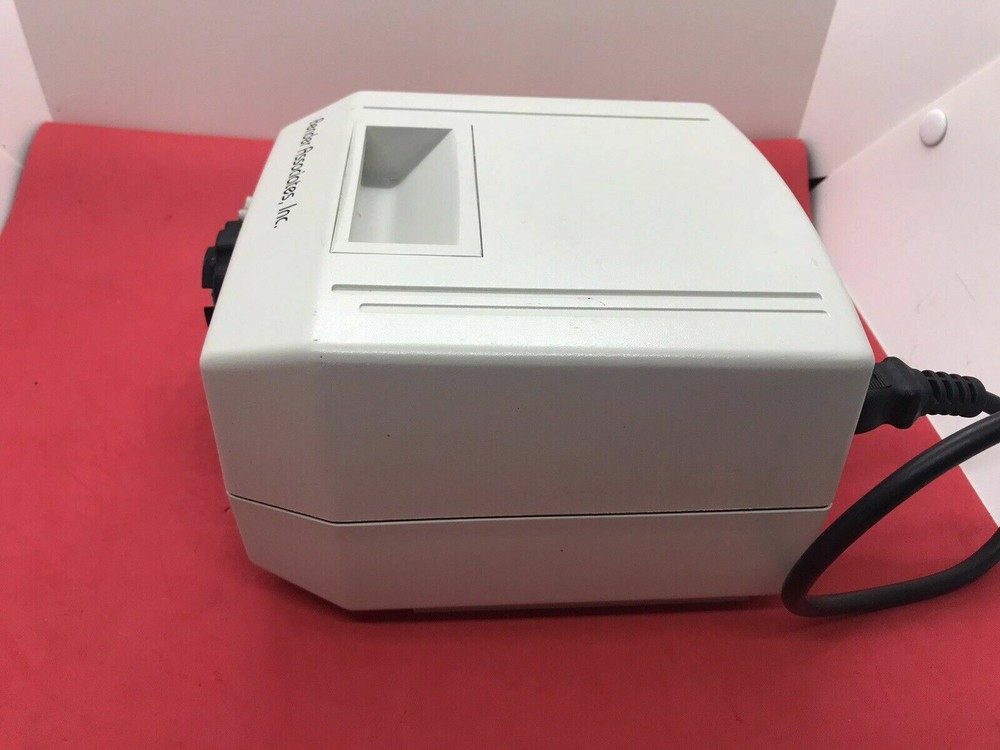 Orascoptic Zeon illuminator Fiber Optic Light Source