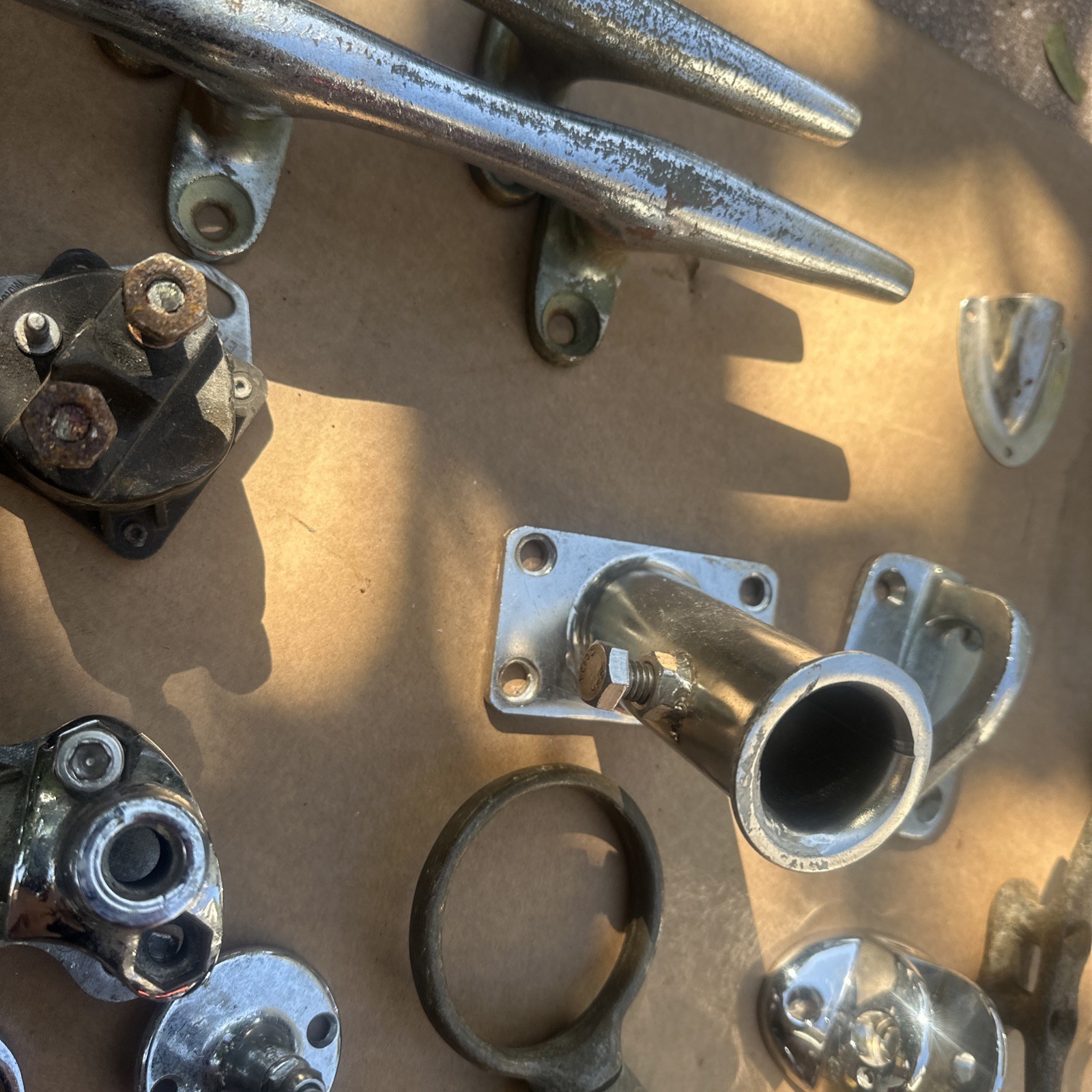 Lot of 32 Pc. Vintage Chrome Boat Cleats, Mounts, Marine Sailing Boating Rigging