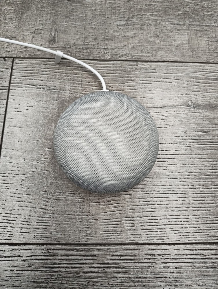Google Nest Mini (1st Generation) Smart Speaker - Chalk, Mini