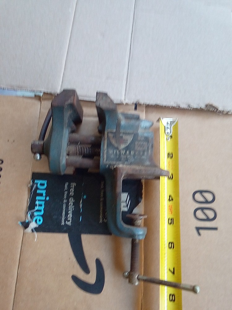Milwauwee Small Bench Vise