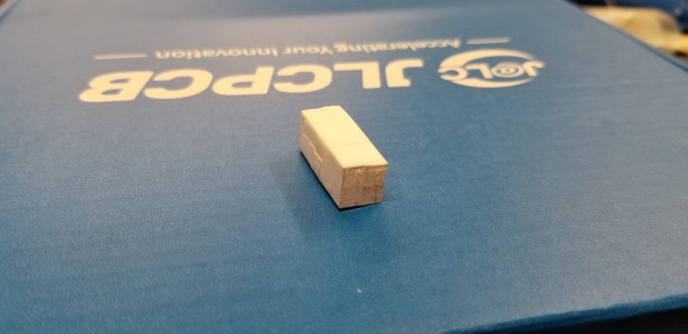 LYSO 2×2 Crystal Array (4 pixels),  Gamma Radiation Scintillator.