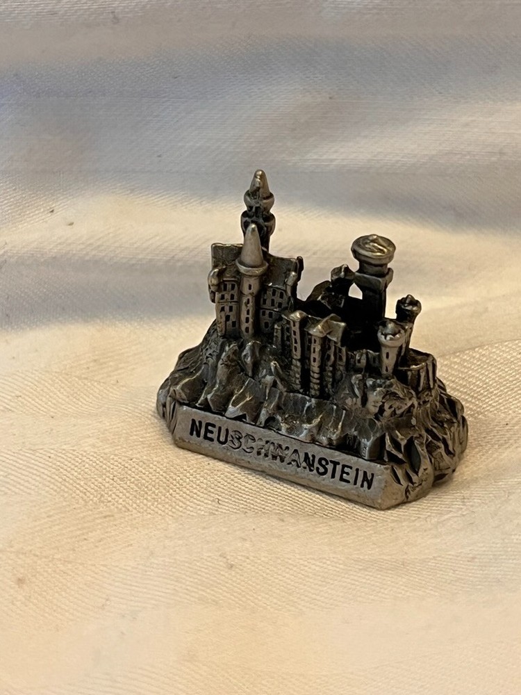 Castles and Dragons Figurines