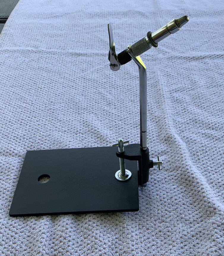 SUNRISE TACKLE Fly Tying Vise and Base Excellent Condition