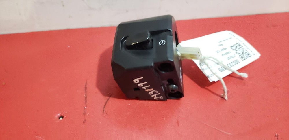 2020 YAMAHA NMAX 125 RIGHT SIDE START SWITCH