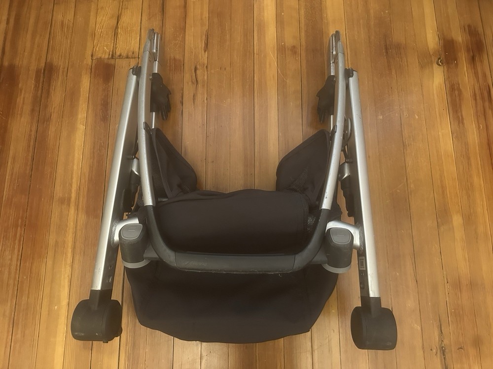 Uppababy VISTA Stroller Frame Silver