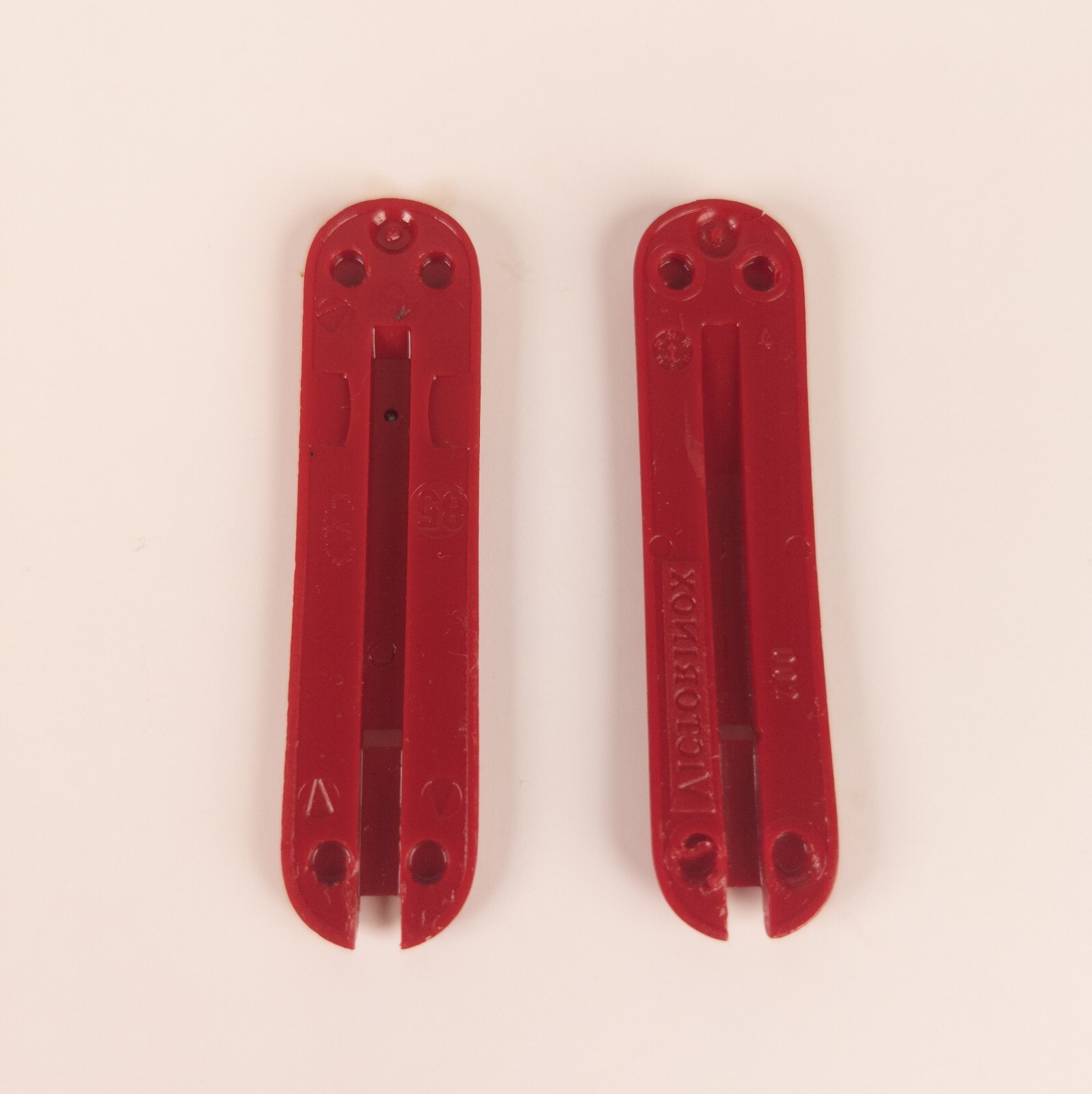 Victorinox Classic Replacement Scales Fits 58mm Swiss Army Knives Red Pair