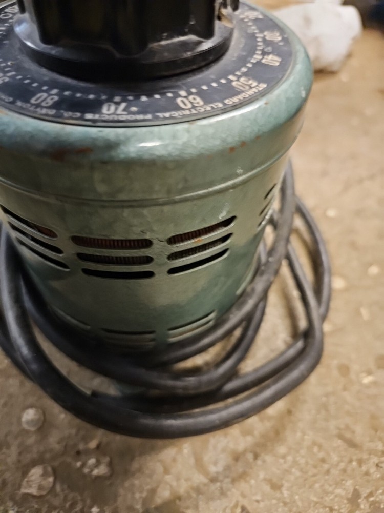 Staco Inc. Standard Electrical Type 500B Transformer Adjust-a-Volt input 120v ou