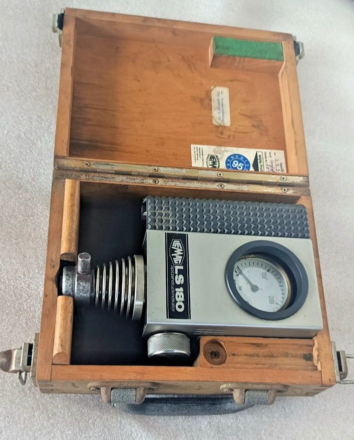 LEMAG LS 180 ENGINE CYCLINDER PEAK PRESSURE INDICATOR