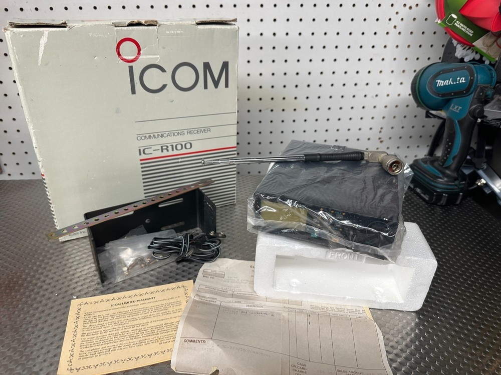 ICOM IC-R100 used