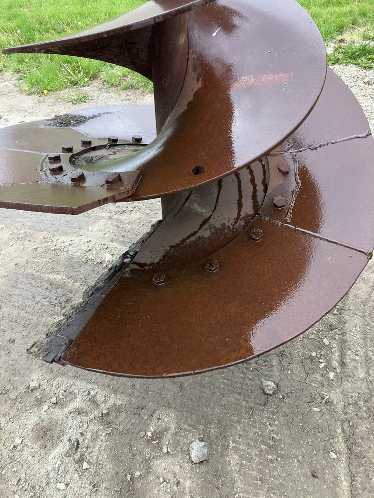 48" Diameter Auger Bit With Round Coupling For 2-9/16” Diameter Auger Drive