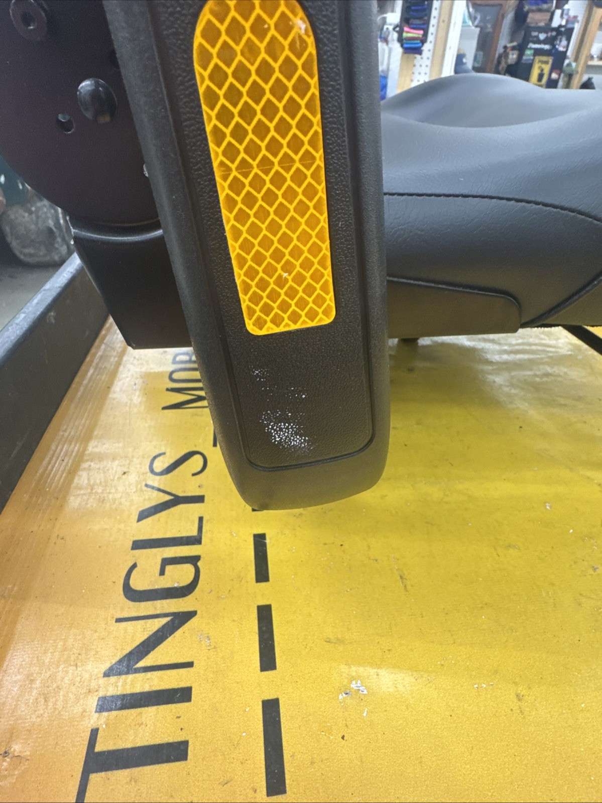 🥇Golden Companion Seat 18" X 16" ~NICE~ Armrest & Seat Mount!! *L@@K WoW*