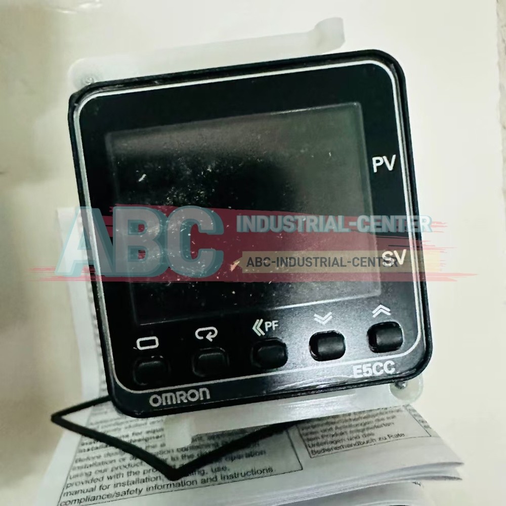 1PCS New Omron E5CC-CX2ASM-804 Temperature Controller#