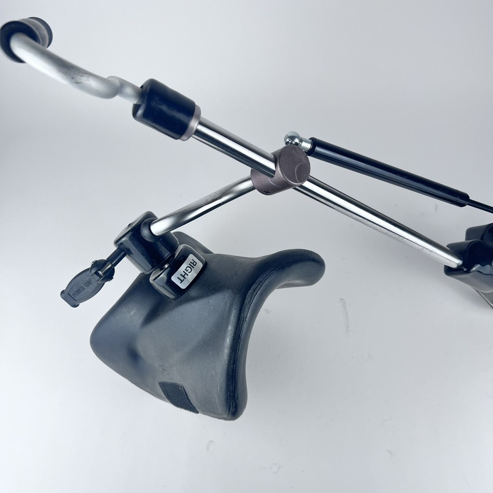 Amatech Corp Stirrup Right W/ Pad - Power Grip Lock