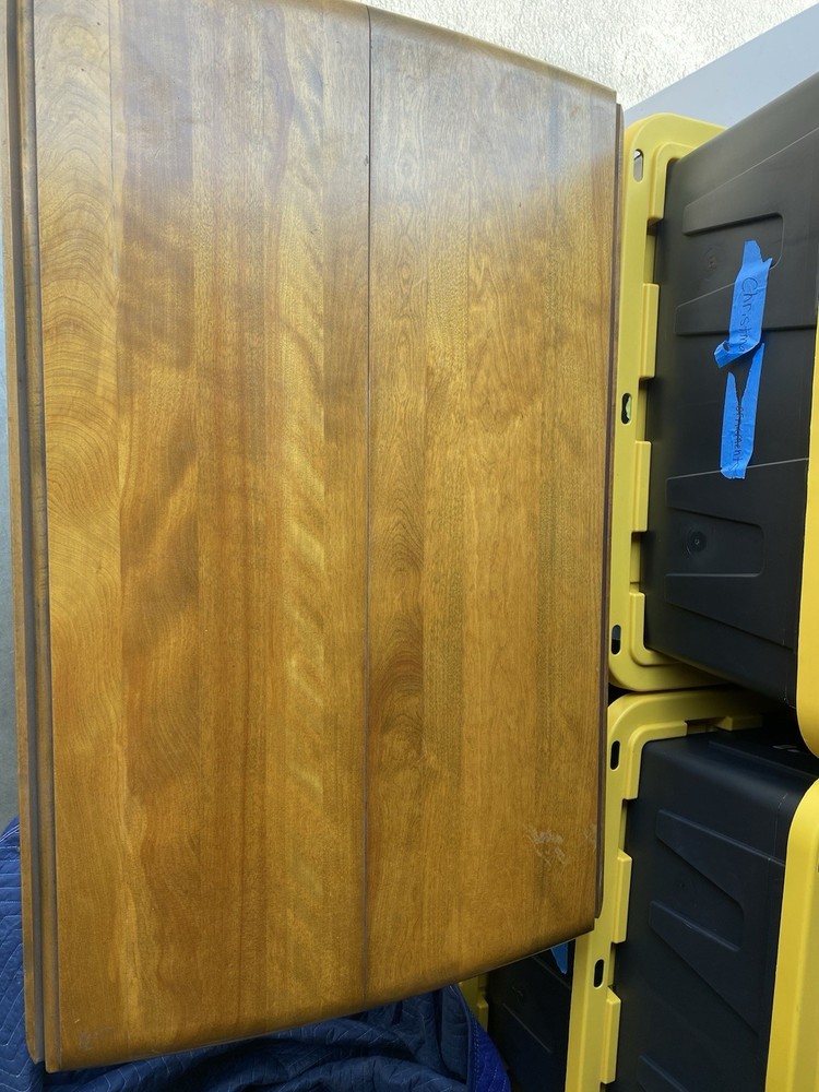 Vintage rop-leaf Pedestal Table