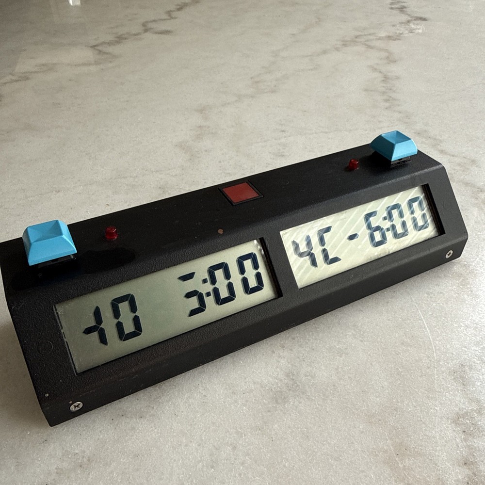 VNTG Sam Timer SamTimer Digital Game Clock Chess, (screen issues?see pictures)