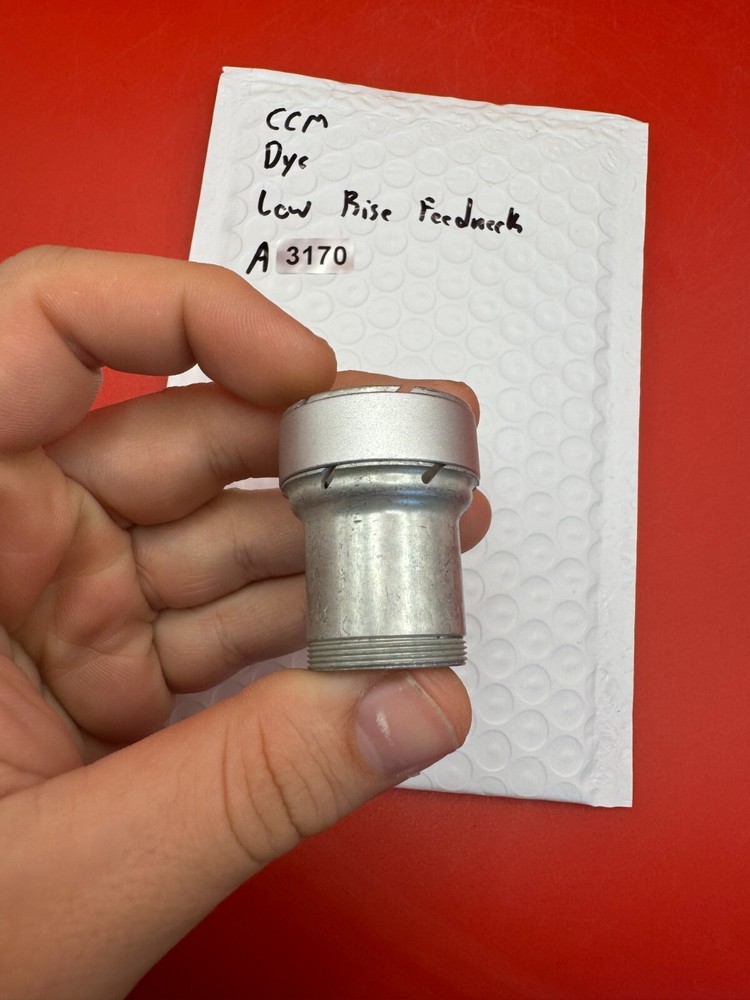 CCM Dye Low Rise Feedneck