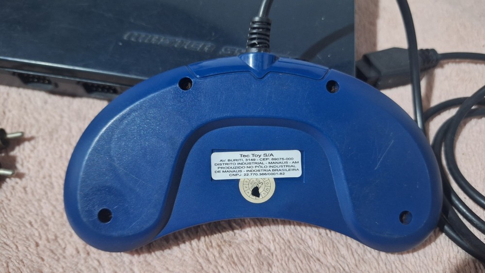 Tec Toy Master Evolution Blue Sonic Theme with 132 games in memory