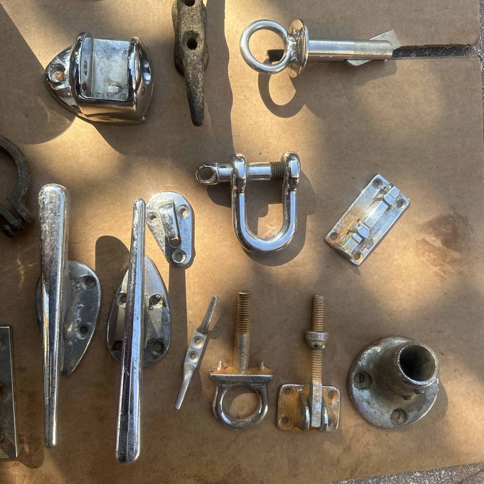 Lot of 32 Pc. Vintage Chrome Boat Cleats, Mounts, Marine Sailing Boating Rigging