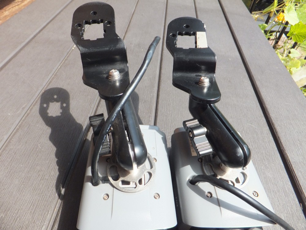 2 Panasonic Network Camera WV-VC30 Full HD With Mounting Adjustable Hardware