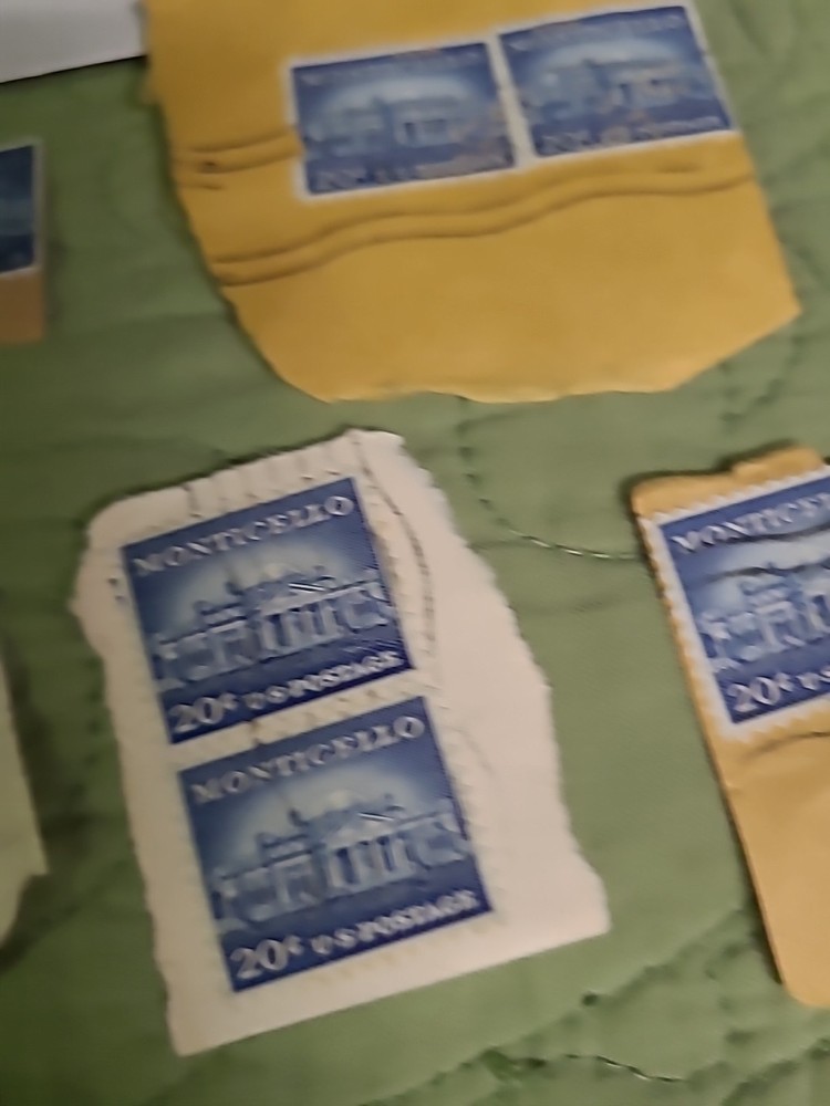 17 MONTICELLO STAMPS (ENVELOPE 62)