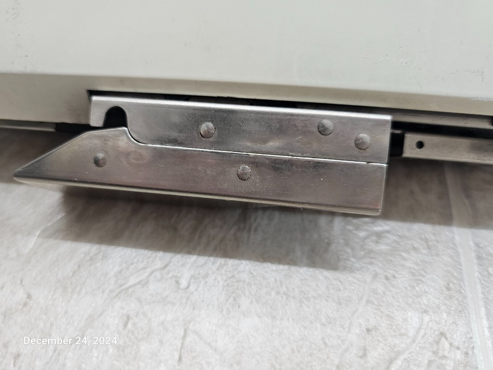 Passap E6000 Knitting Machine Back Rear Lock (Carriage)