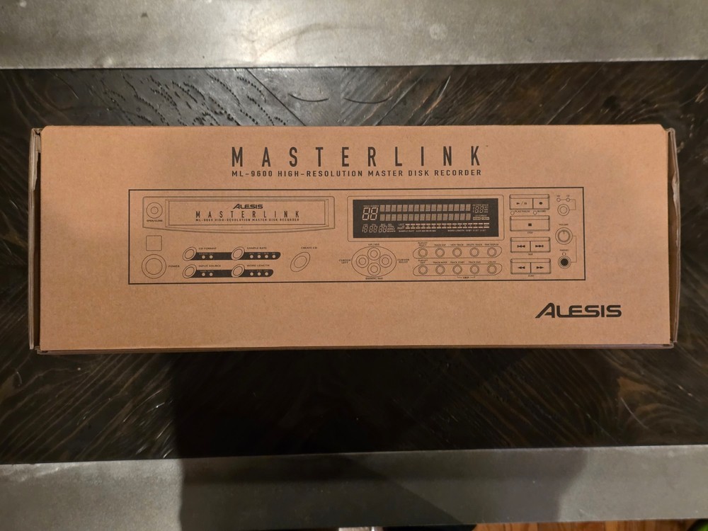 Alesis Masterlink ML-9600 Hard Disk Mastering Recorder with Remote - Open Box