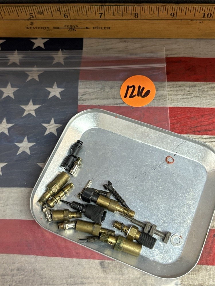 Nitro Carburetor Part: PreOwned