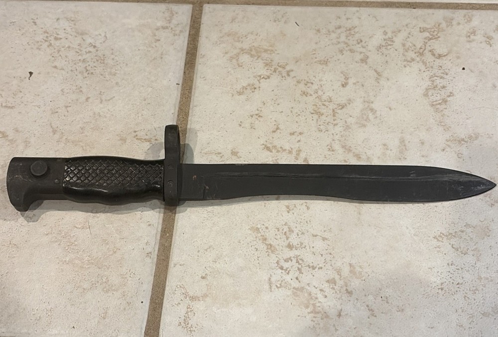 spanish FR7 FR8  mauser short rifle bayonet