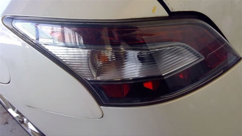MAXIMA 2013 High Mounted Stop Light 1065945