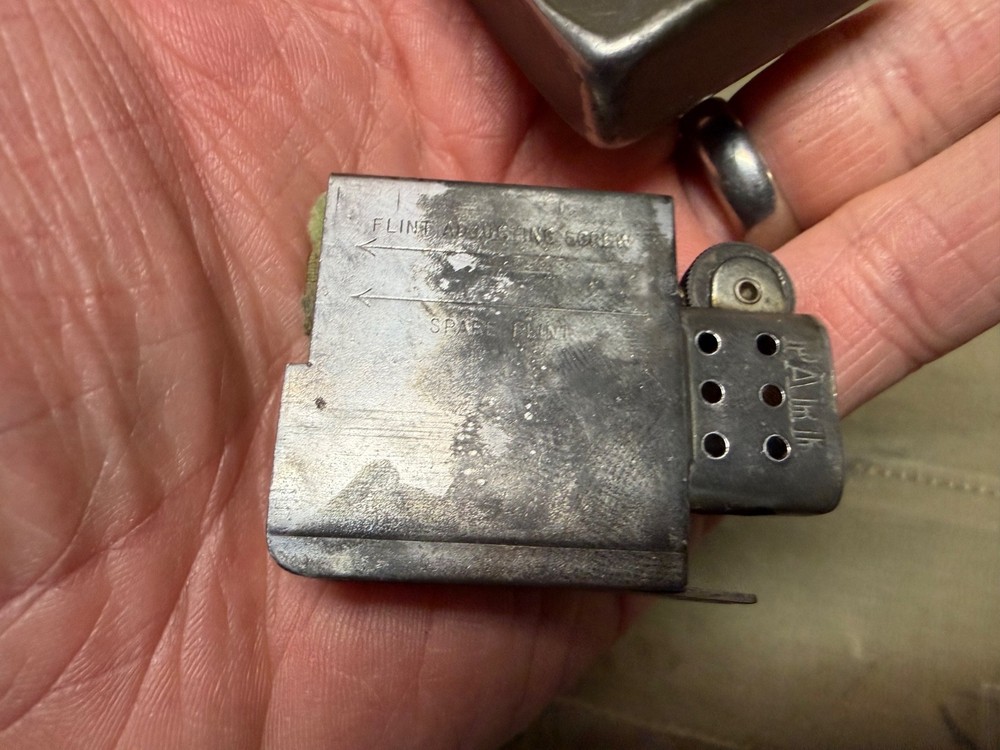 ORIGINAL WWII US ARMY TANKER STYLE OD PARK MADE LIGHTER