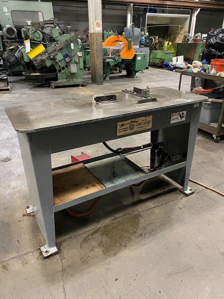 Lubow Model ML-10 pneumatic wire table bender