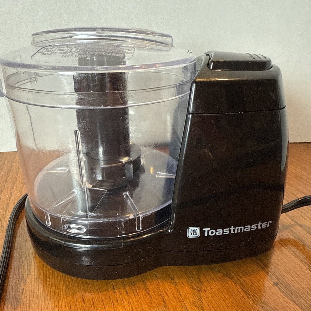 Toastmaster 1.5-Cup Mini Chopper Food Processor Chopper TM-61MC