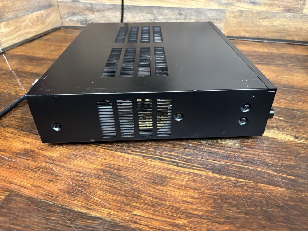 PASO DIGITAL MUSIC AMPLIFIER DMS3040B
