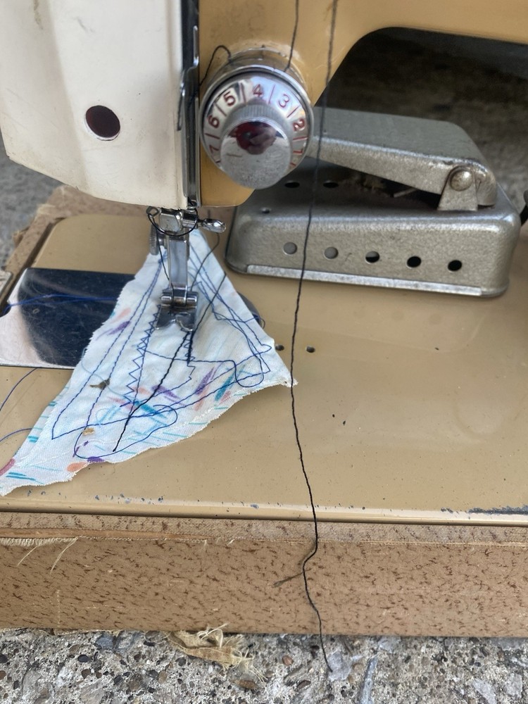 Vintage Good Housekeeper Sewing Machine