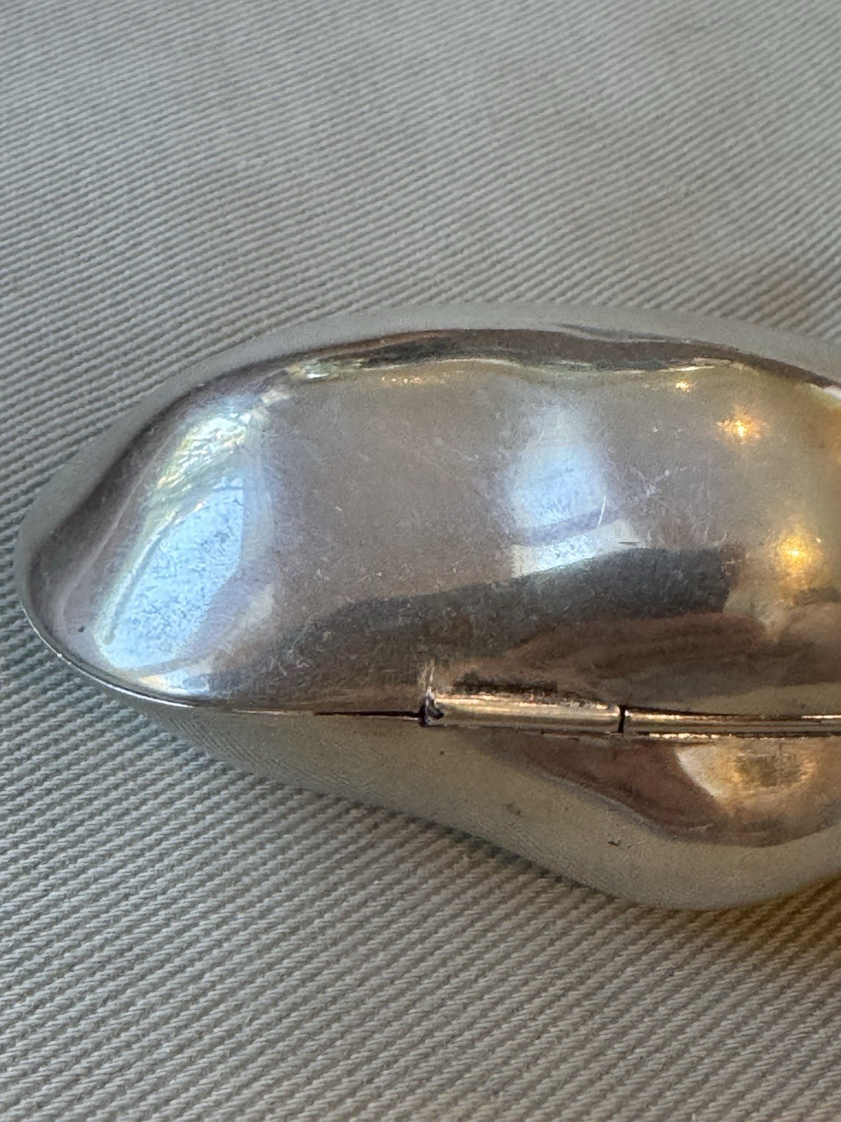 Antique Hallmarked Thailand? 90 Sterling Silver 4.25” Hinged Clam Shell Box