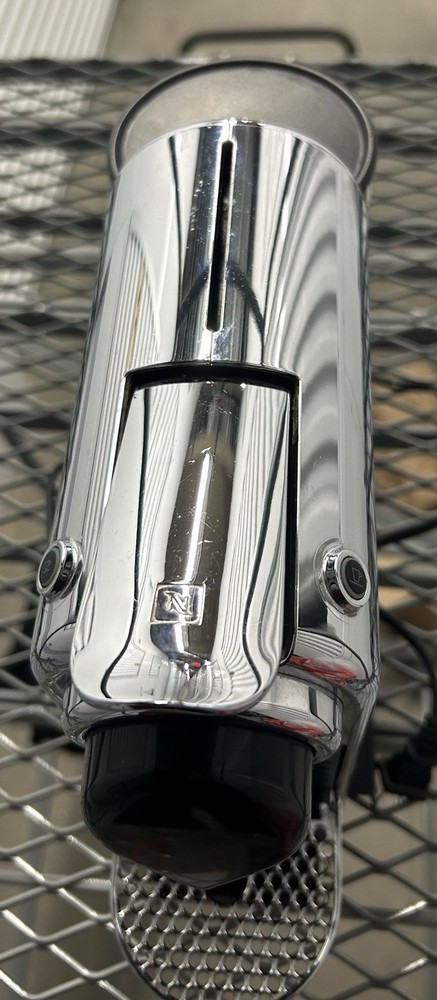 Nespresso C112 Citiz Espresso Machine - Chrome - READ Description*