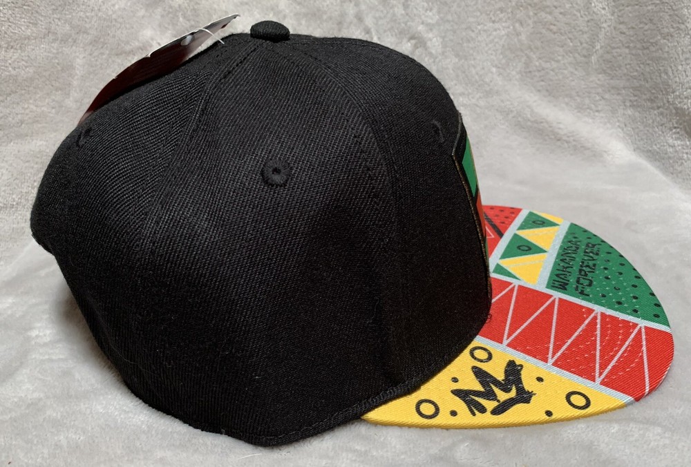 NEW Marvel WAKANDA FOREVER Black Panther Structured 6-Panel Snapback Cap Hat