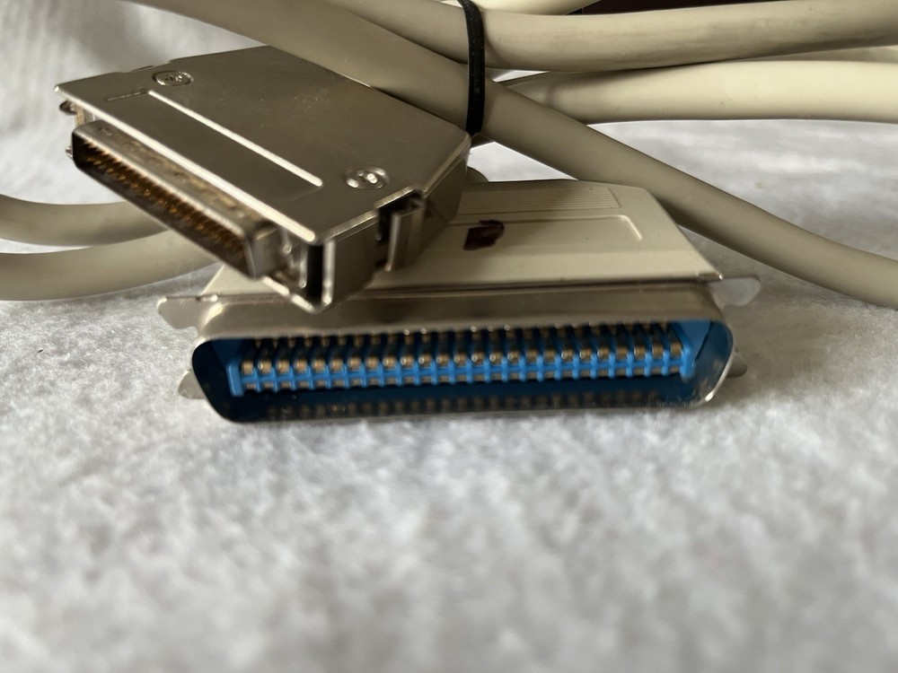 Maynard Electronics 4000DAT External DAT SCSI Tape Drive w/ Data Cables Tested