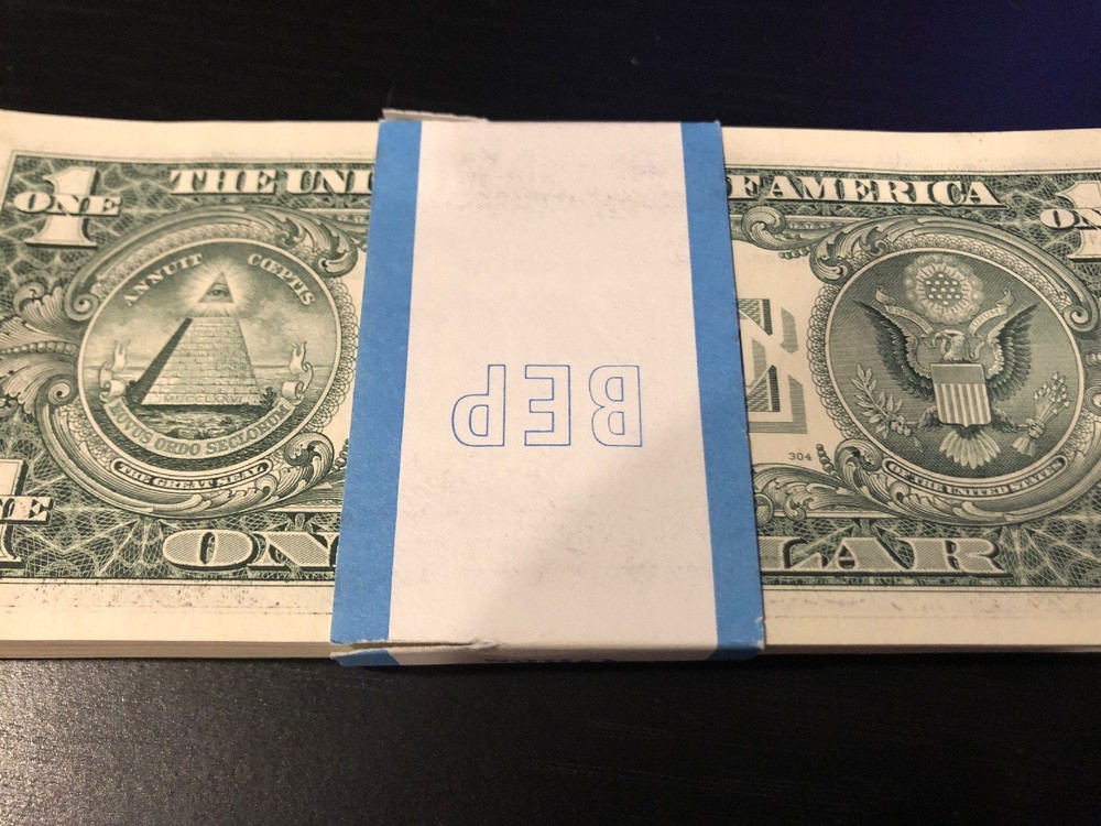 1977 One Dollar ($1) Bill Uncirculated Consecutive Sequential BEP Wrap - 1 Note