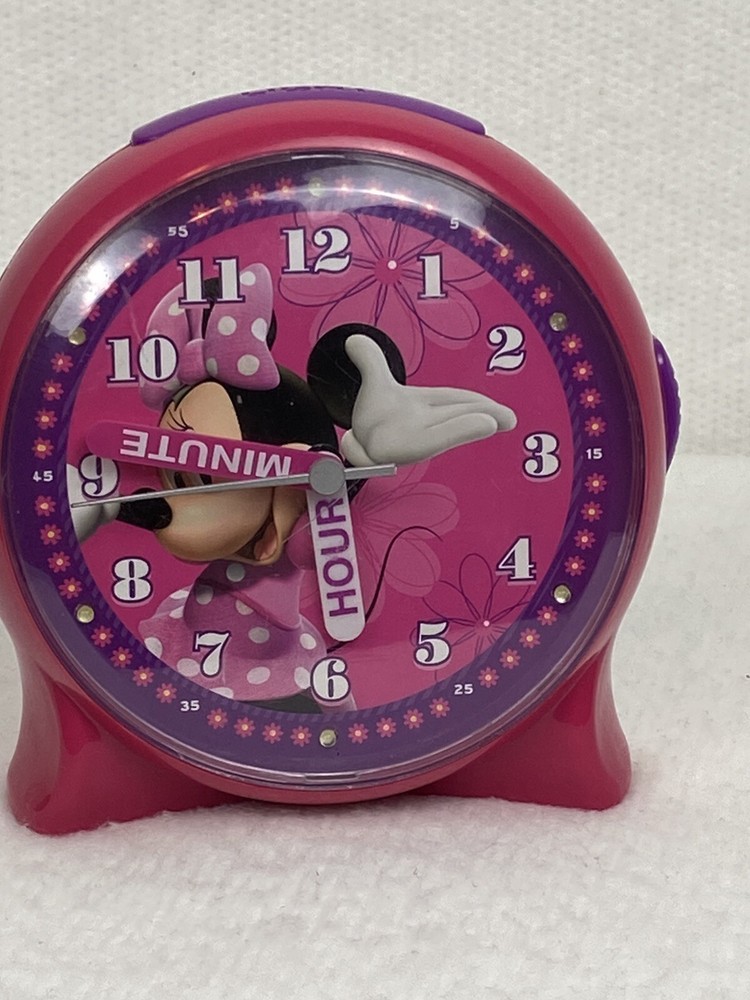 DISNEY MINNIE MOUSE PINK CLOCK CLASSIC