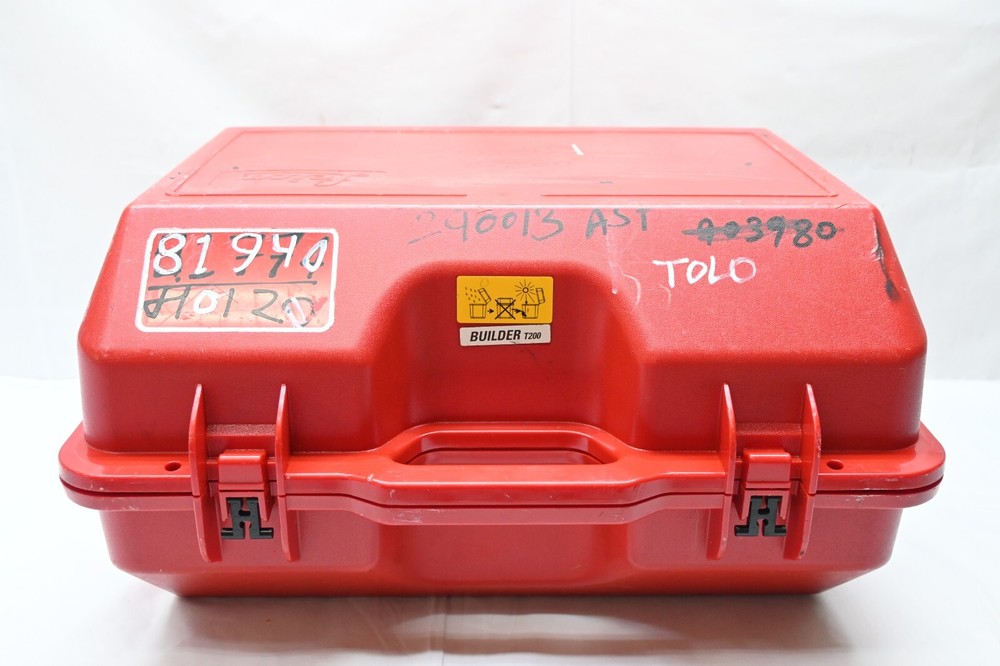 Leica Builder T200 Theodolite. (903980)