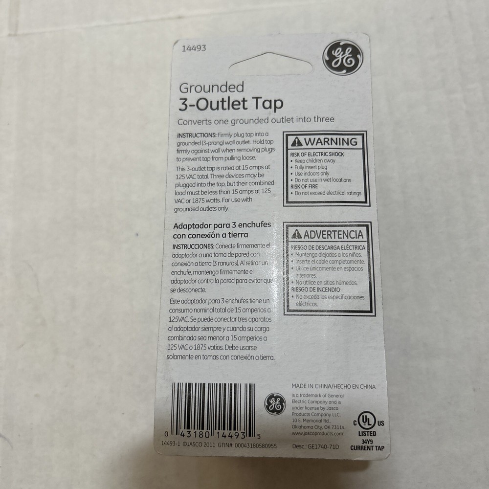 General Electric 3 Outlet Grounded Tap White