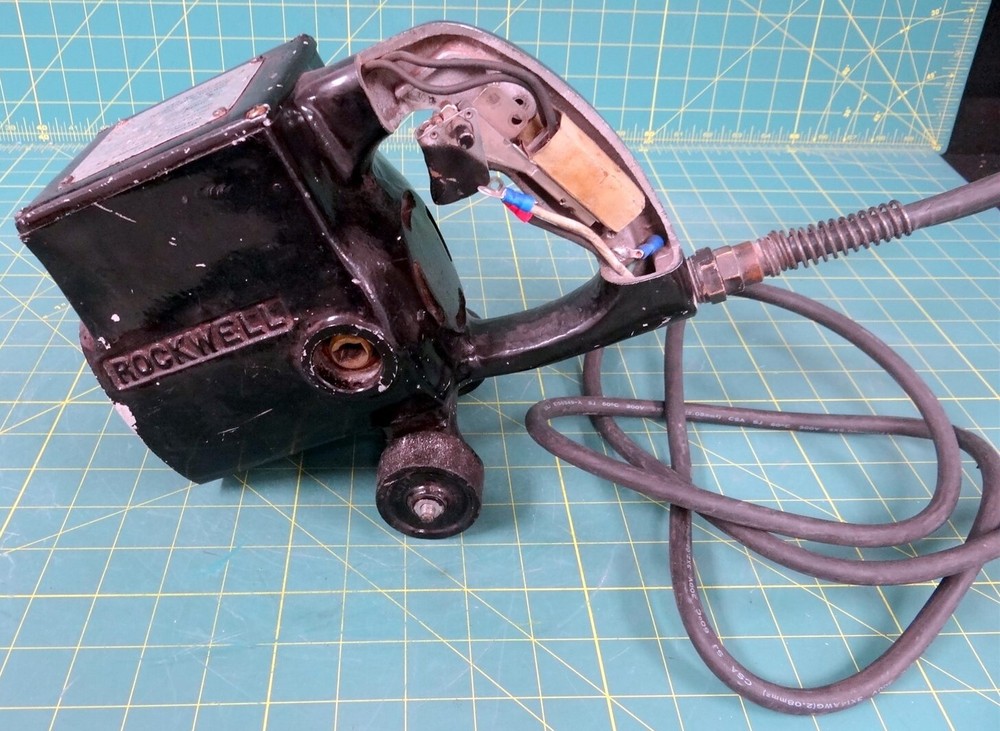 Rockwell Deck Crawler Model 727 Scaling Chipping Tool - Motor Only
