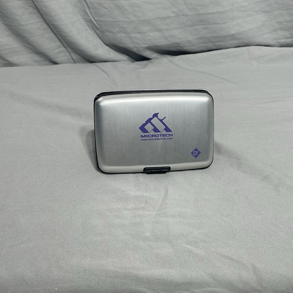 Microtech Memory Stick Case (MVMS) W/COMPACTFLASH ADAPTER  AND 2 64MB CARDS