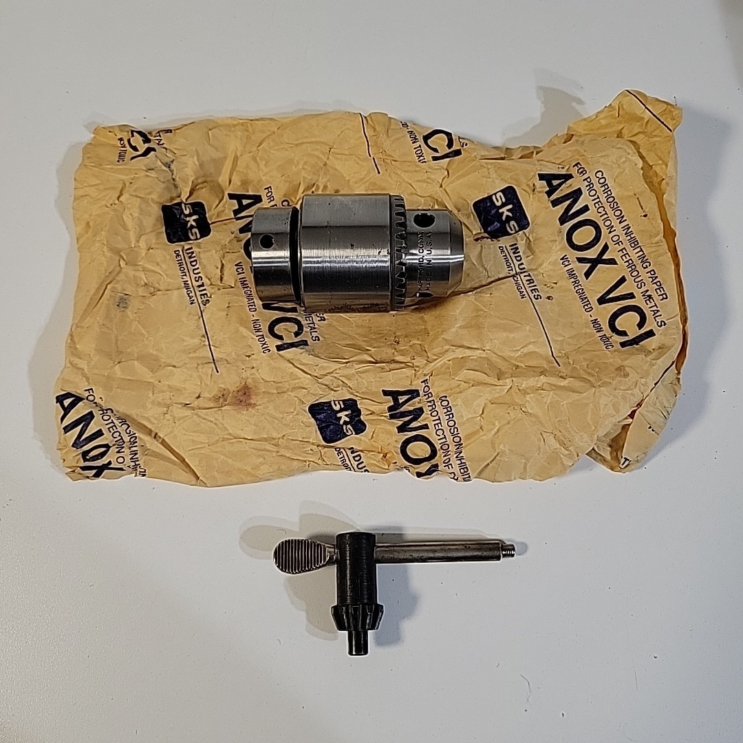 Vintage NOS Jacobs 633C 1/2" 33 Taper Drill Press Chuck Threaded Mount w/ Key